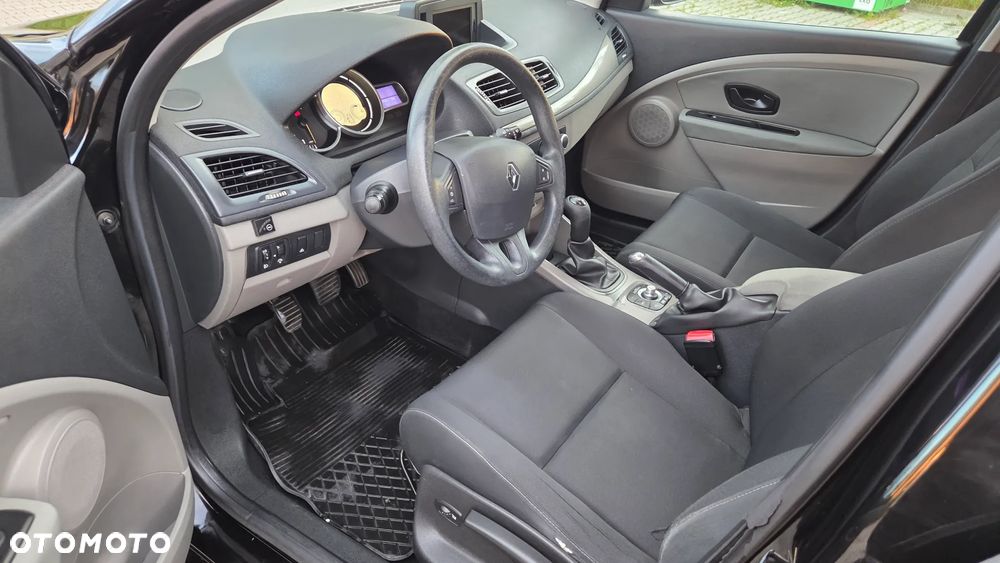 Renault Megane - 5