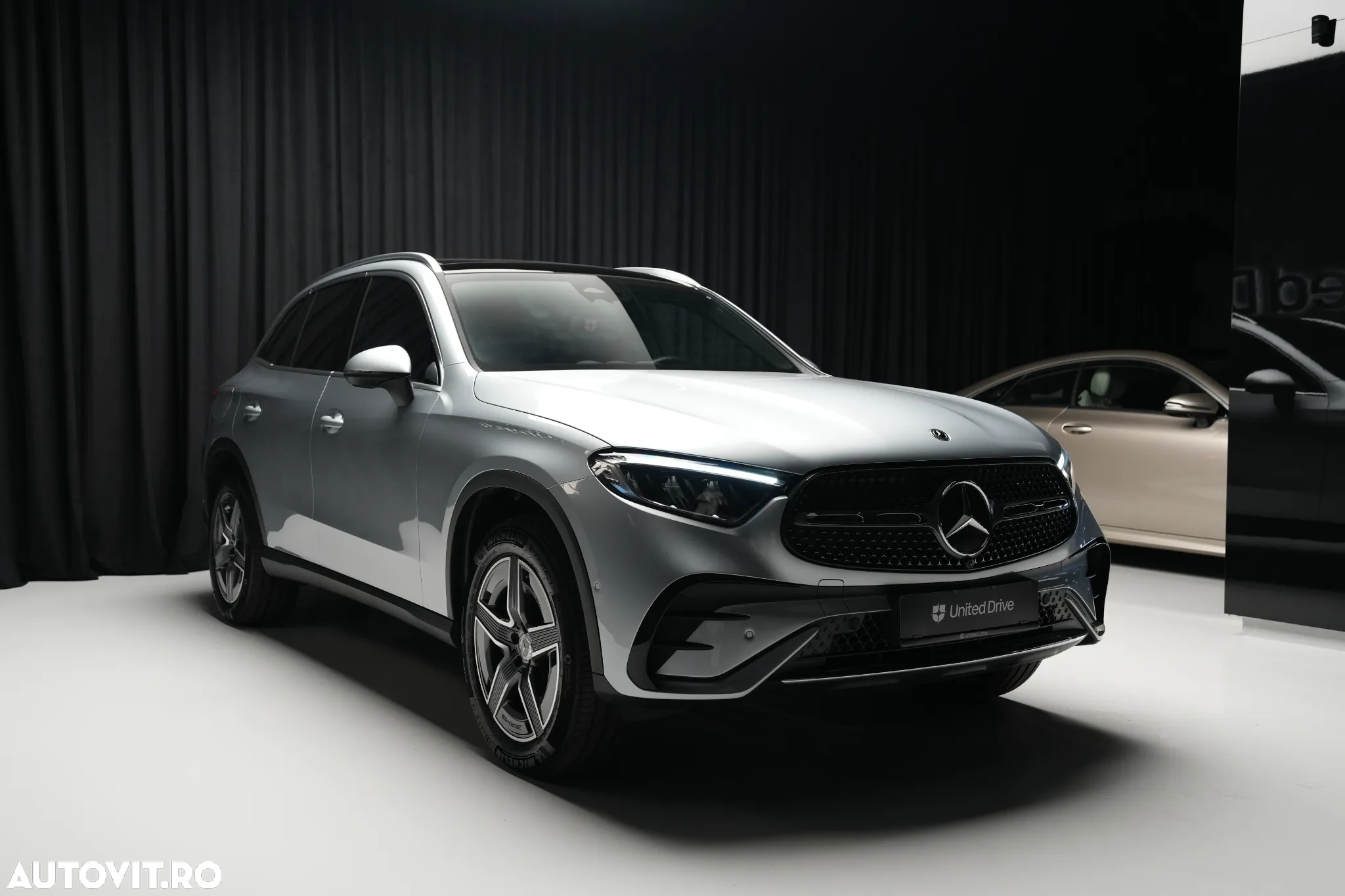 Mercedes-Benz GLC 300 d 4Matic 9G-TRONIC Edition AMG Line - 3