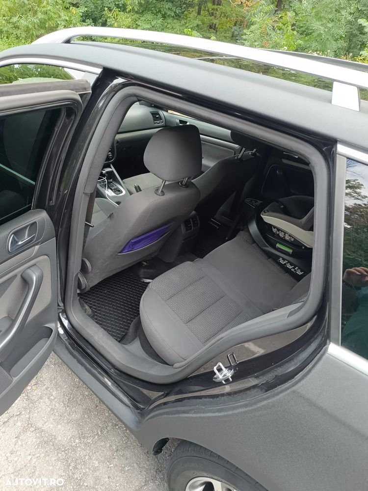 Volkswagen Golf - 12