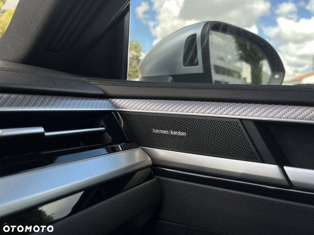 Volkswagen Arteon Shooting Brake 2.0 TSI 4Motion R DSG - 32