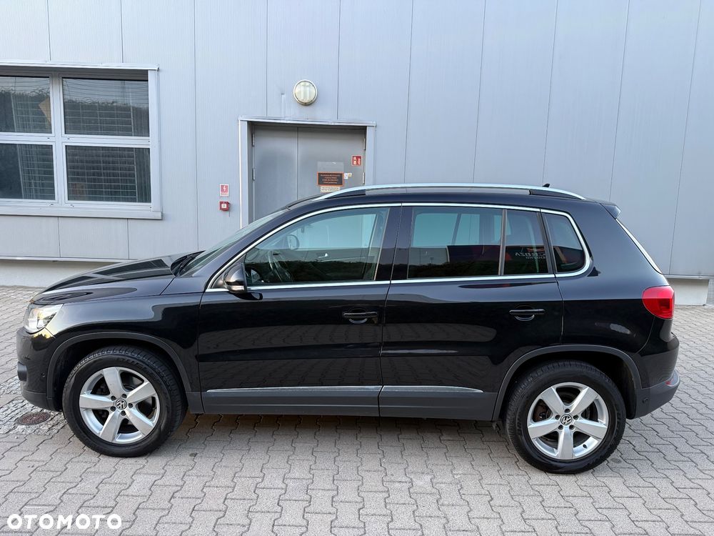 Volkswagen Tiguan 2.0 TDI DPF 4Motion BlueMotion Technology DSG Exclusive - 5