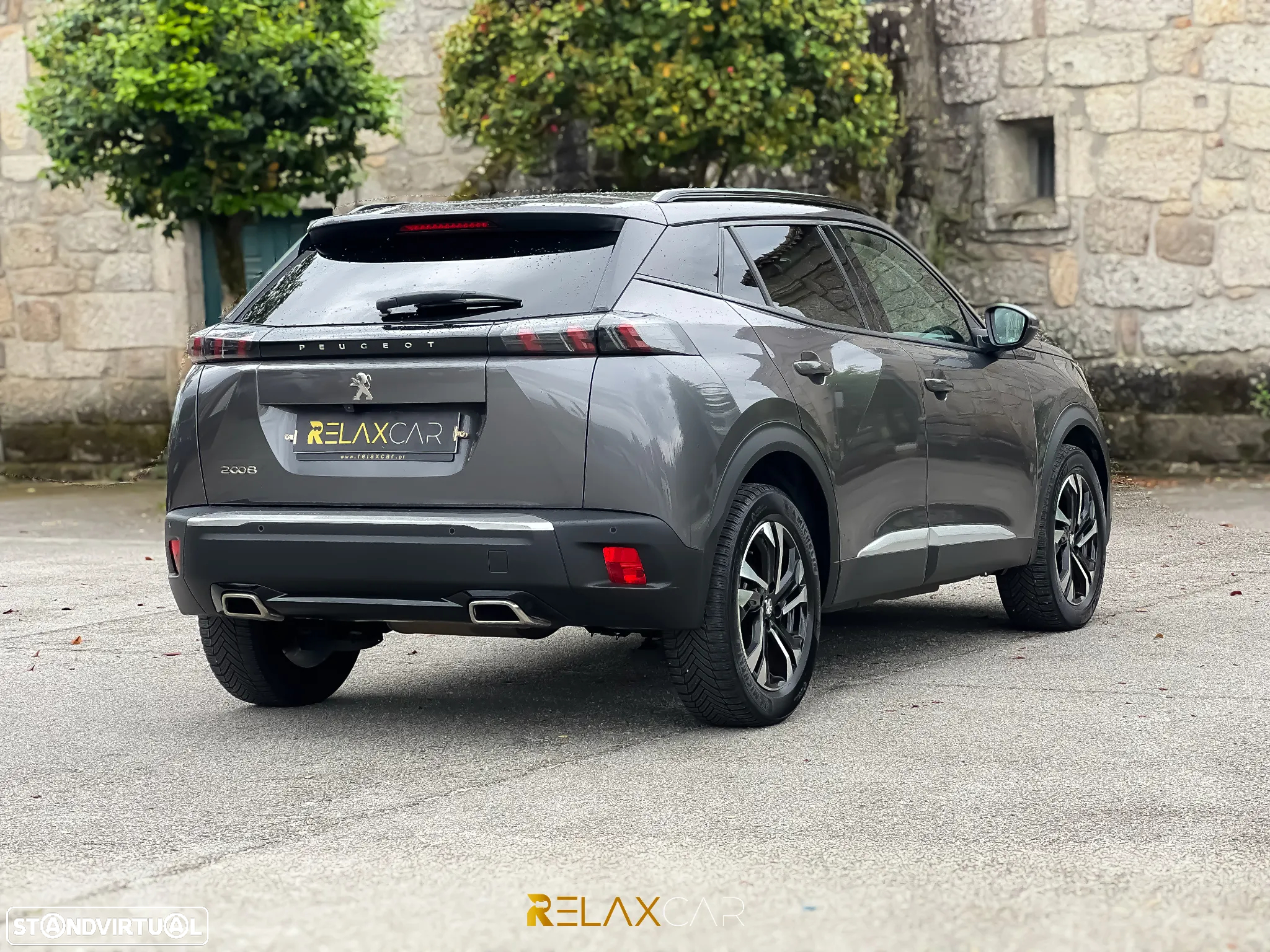 Peugeot 2008 1.2 PureTech Allure Pack EAT8 - 17