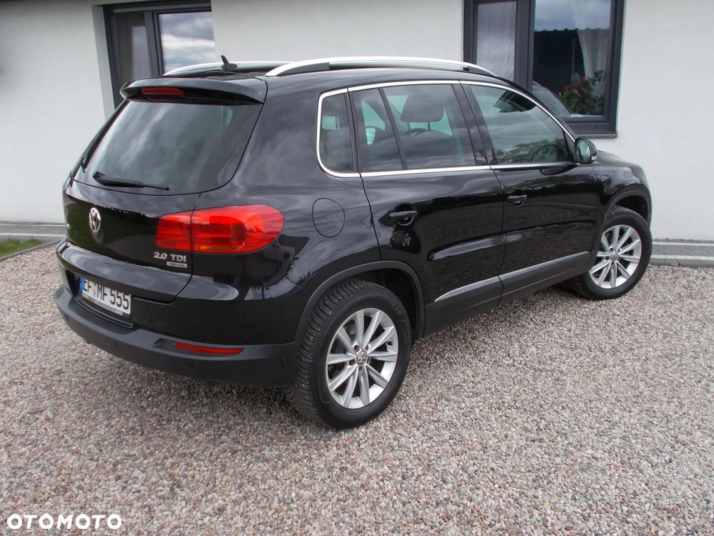 Volkswagen Tiguan 2.0 TDI 4Mot Perfectline R-Style DSG - 4