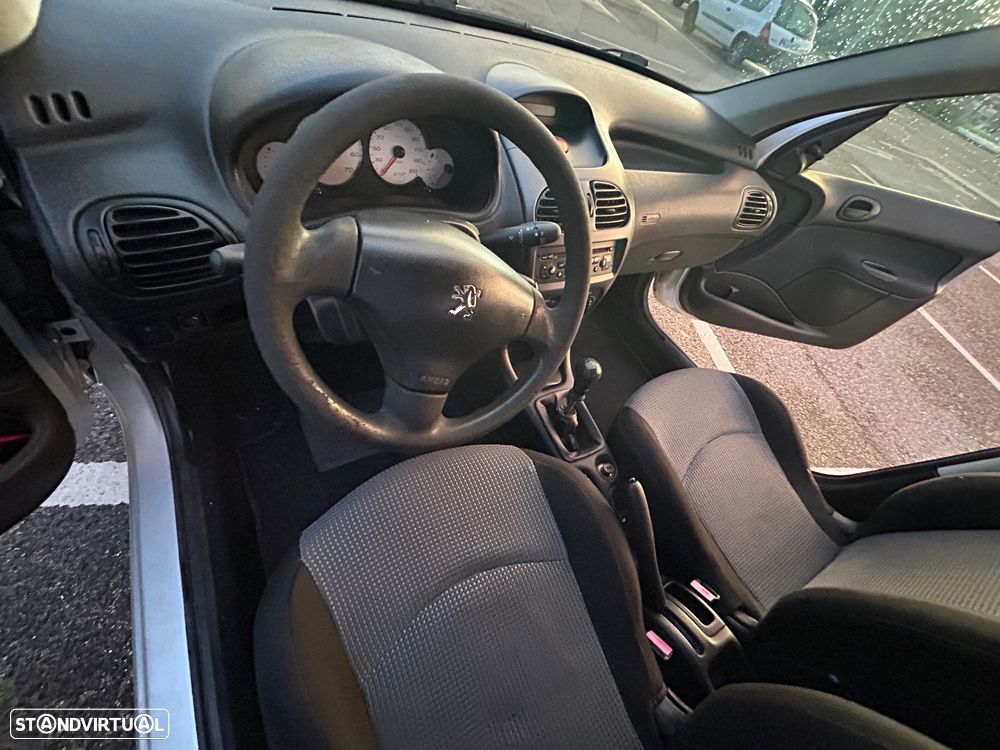 Peugeot 206 1.1 Look - 14