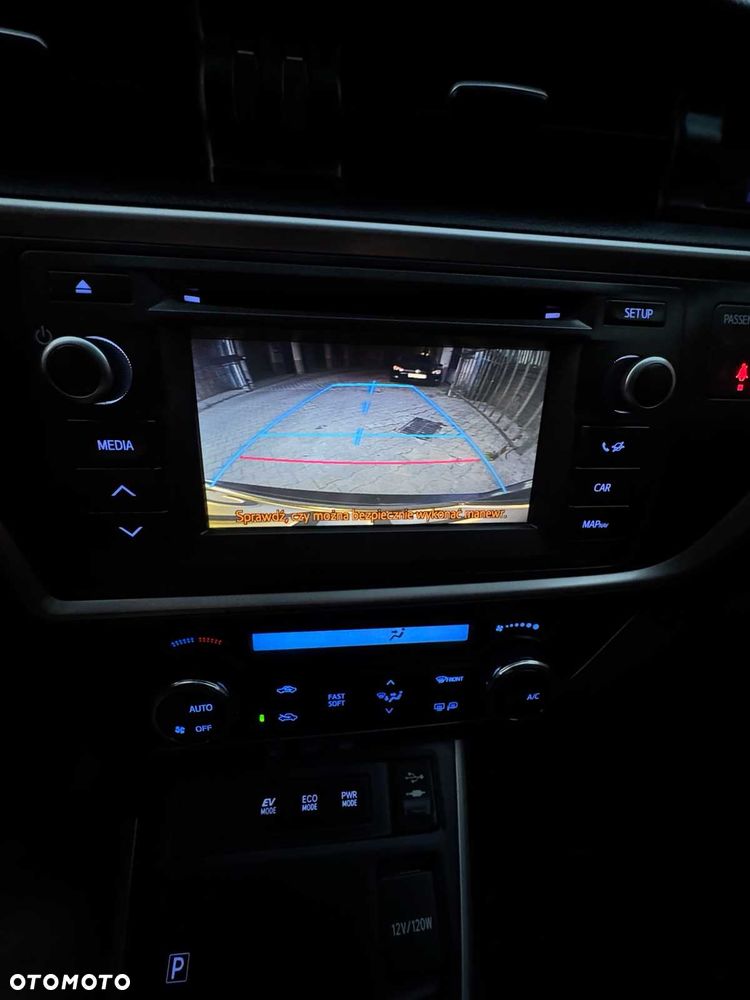 Toyota Auris - 7
