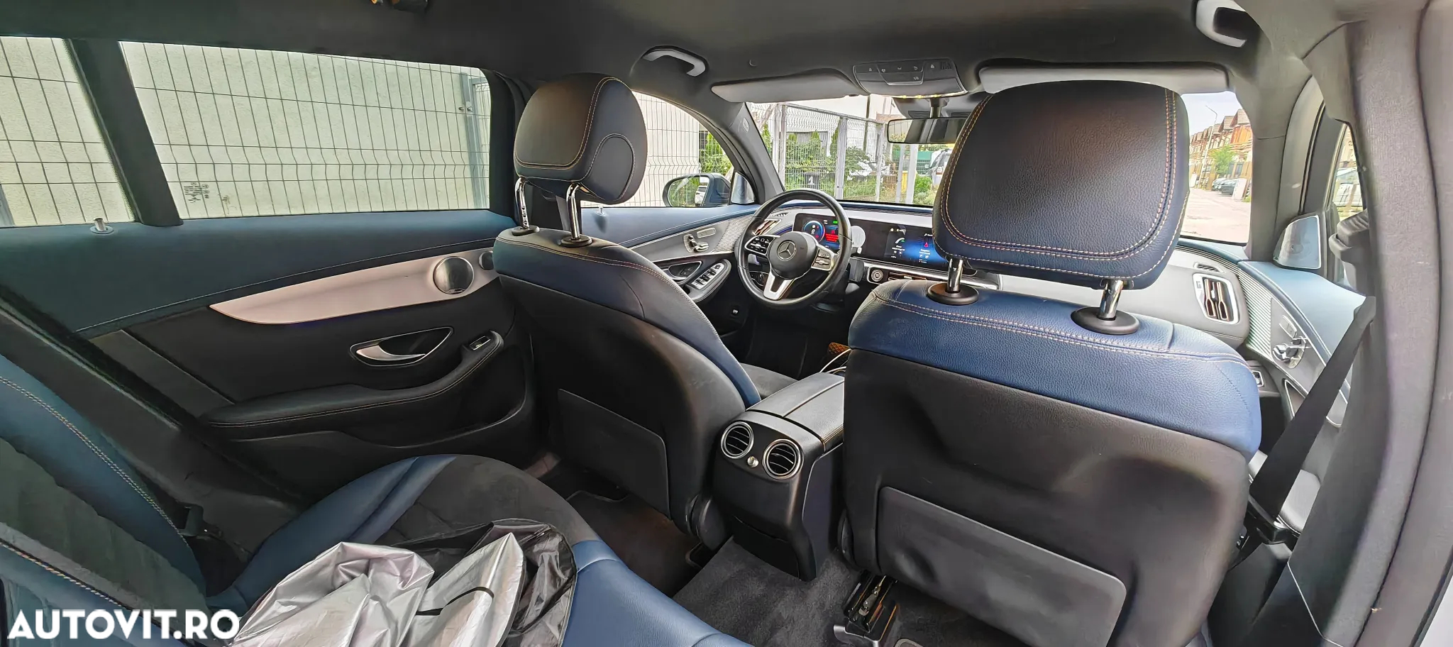 Mercedes-Benz EQC 400 4MATIC - 16
