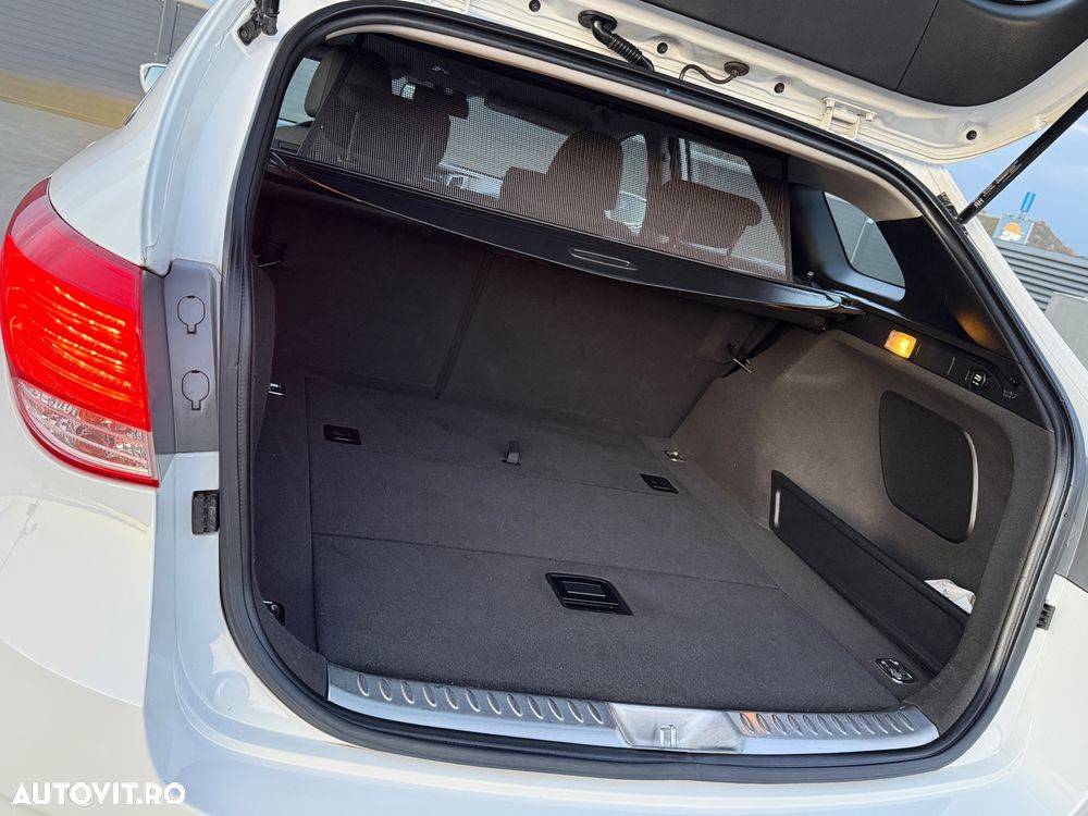 Hyundai i40 i40cw 1.7 CRDi Automatik Premium - 18