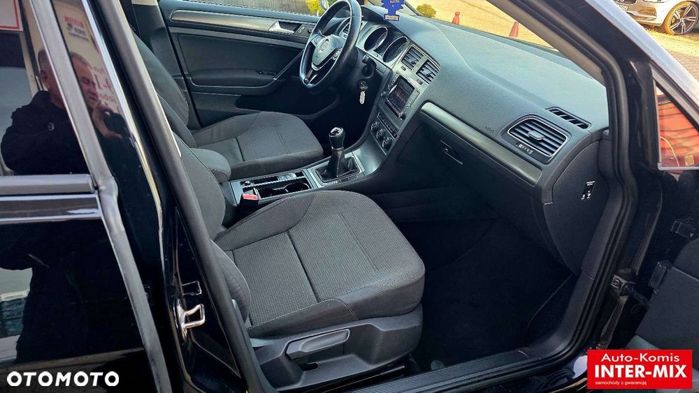 Volkswagen Golf - 29