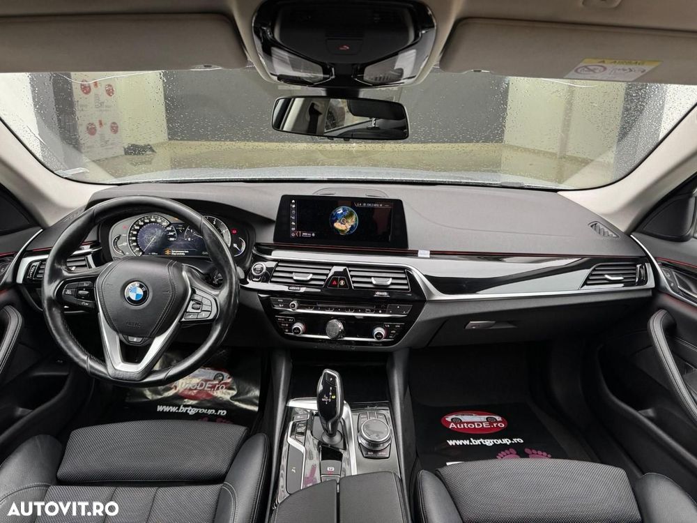 BMW Seria 5 520d Aut. Sport Line - 7