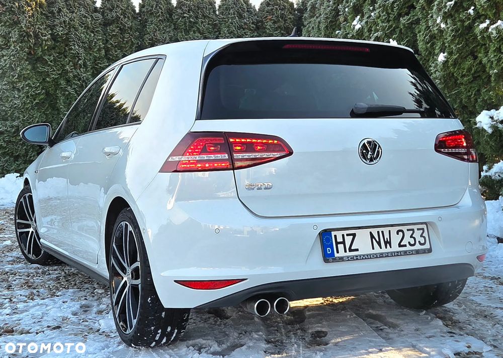 Volkswagen Golf GTD 2.0 TDI SCR DSG - 11
