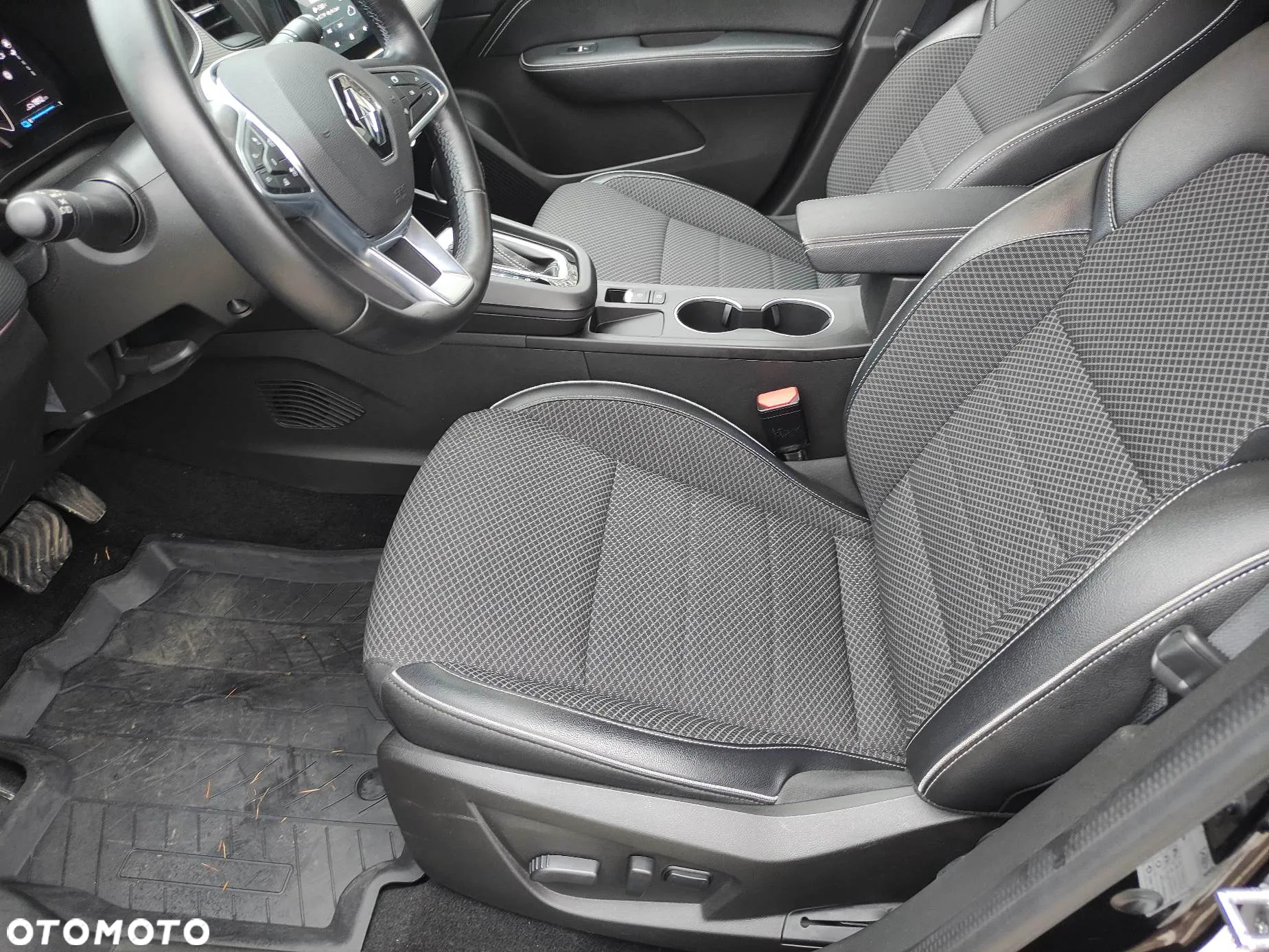 Renault Arkana 1.6 E-TECH Techno MMT - 13
