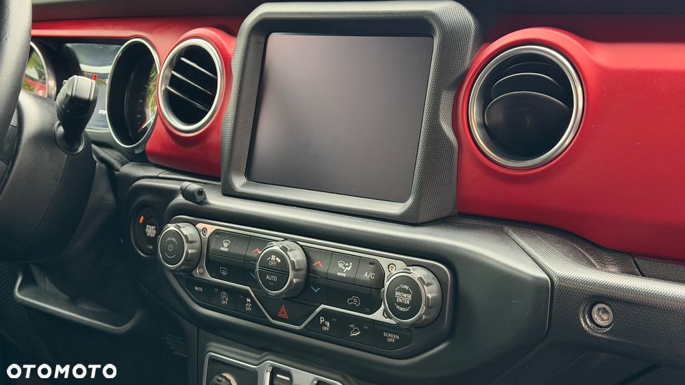 Jeep Wrangler - 27