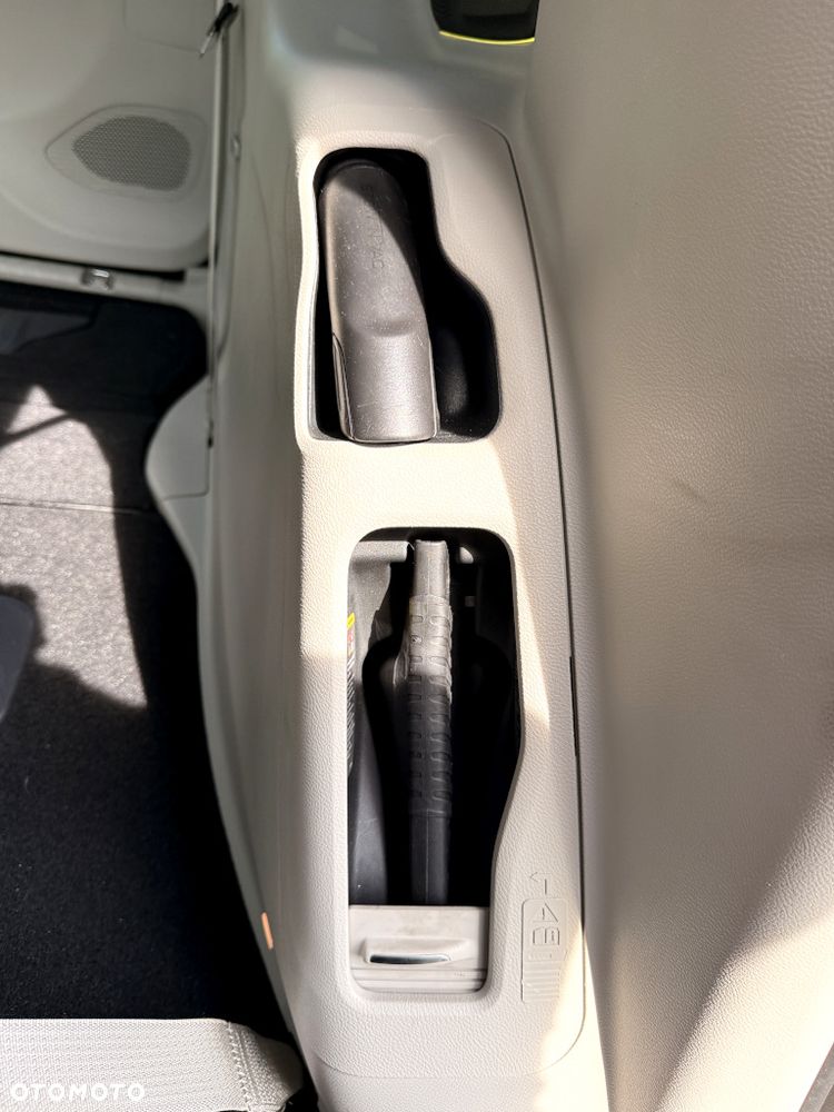 Chrysler Pacifica - 31