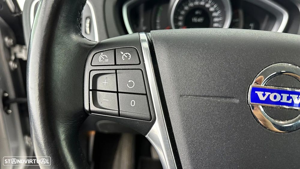 Volvo V40 1.6 D2 Eco Momentum - 34