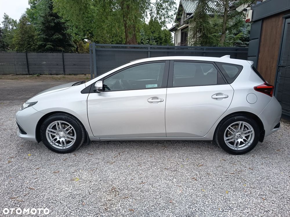 Toyota Auris 1.33 VVT-i Life - 5