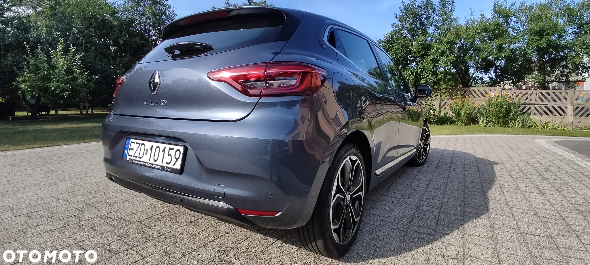 Renault Clio TCe 100 INTENS - 10