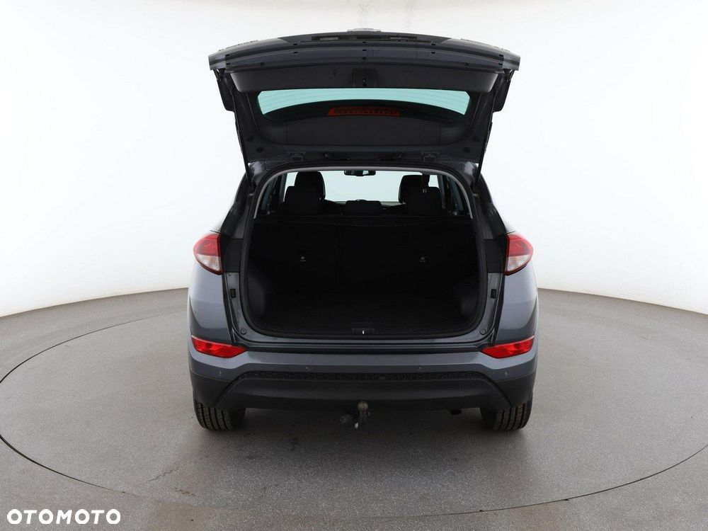 Hyundai Tucson 1.7 CRDI BlueDrive Style 2WD - 20