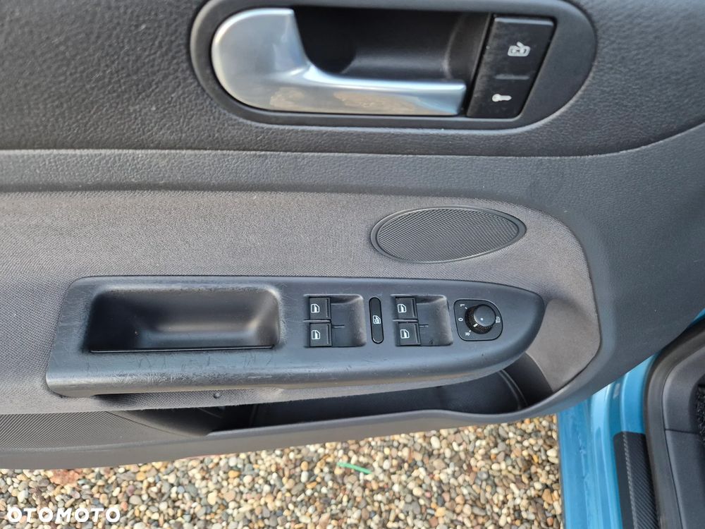 Volkswagen Golf Plus 2.0 FSI Sportline - 19