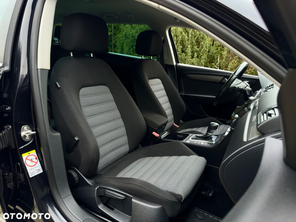 Volkswagen Passat 2.0 TDI DSG BlueMotion Technology Highline - 8