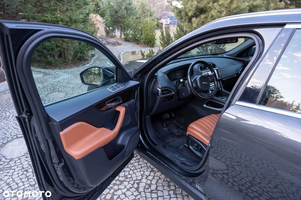 Jaguar F-Pace 3.0 V6 AWD Prestige - 24