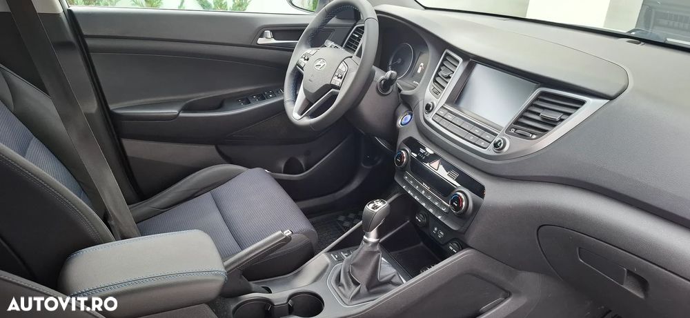 Hyundai Tucson blue 1.7 CRDi 2WD Intro Edition - 13