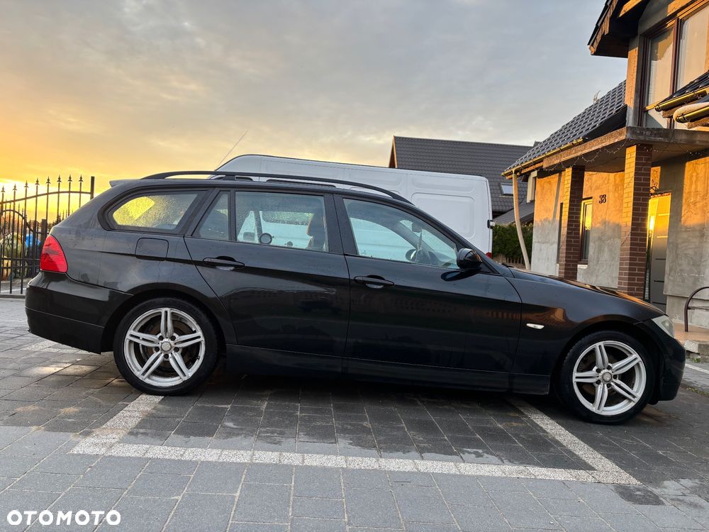 BMW Seria 3 318d DPF - 5