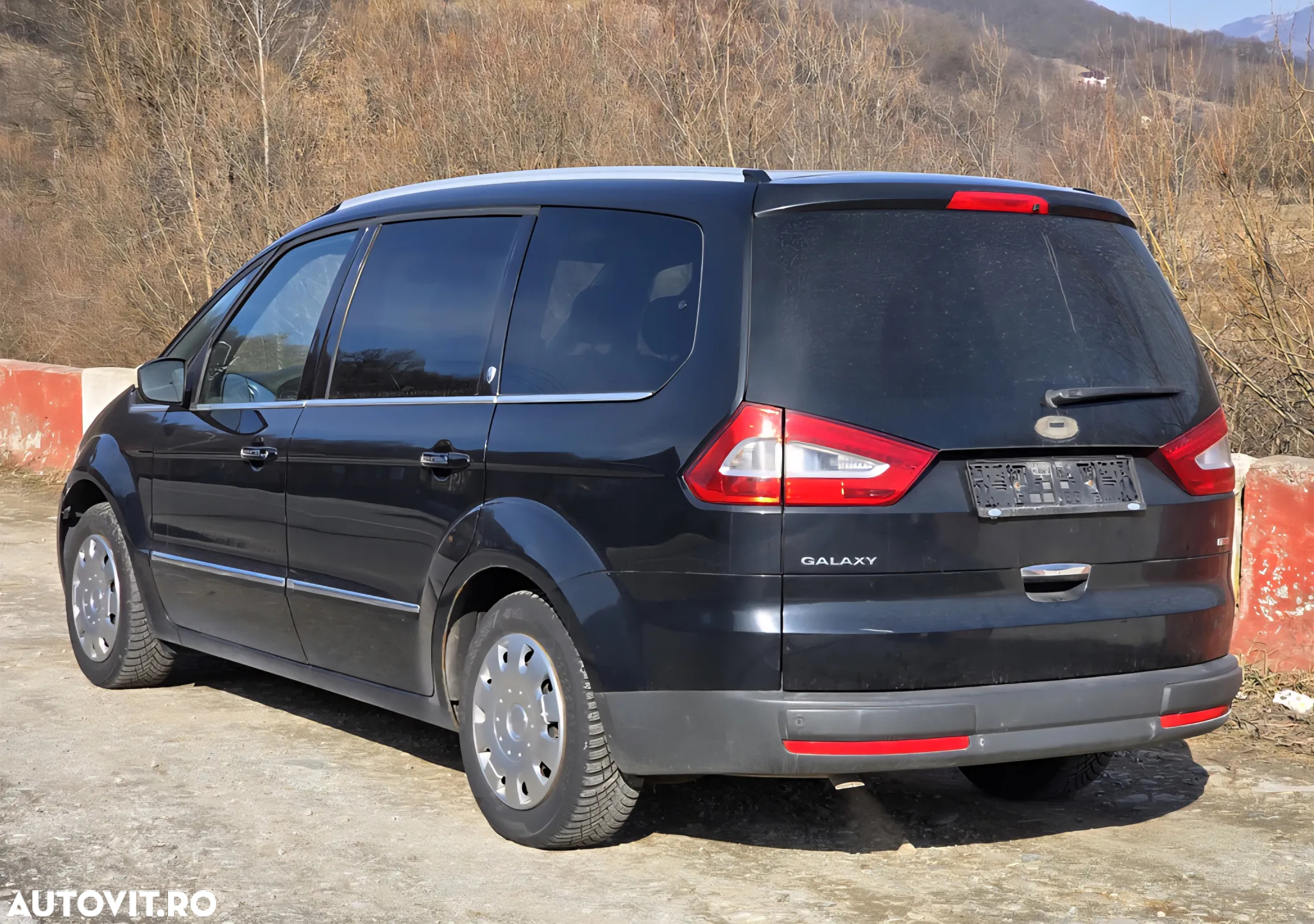 Ford Galaxy 2.0 TDCi DPF Ghia - 4