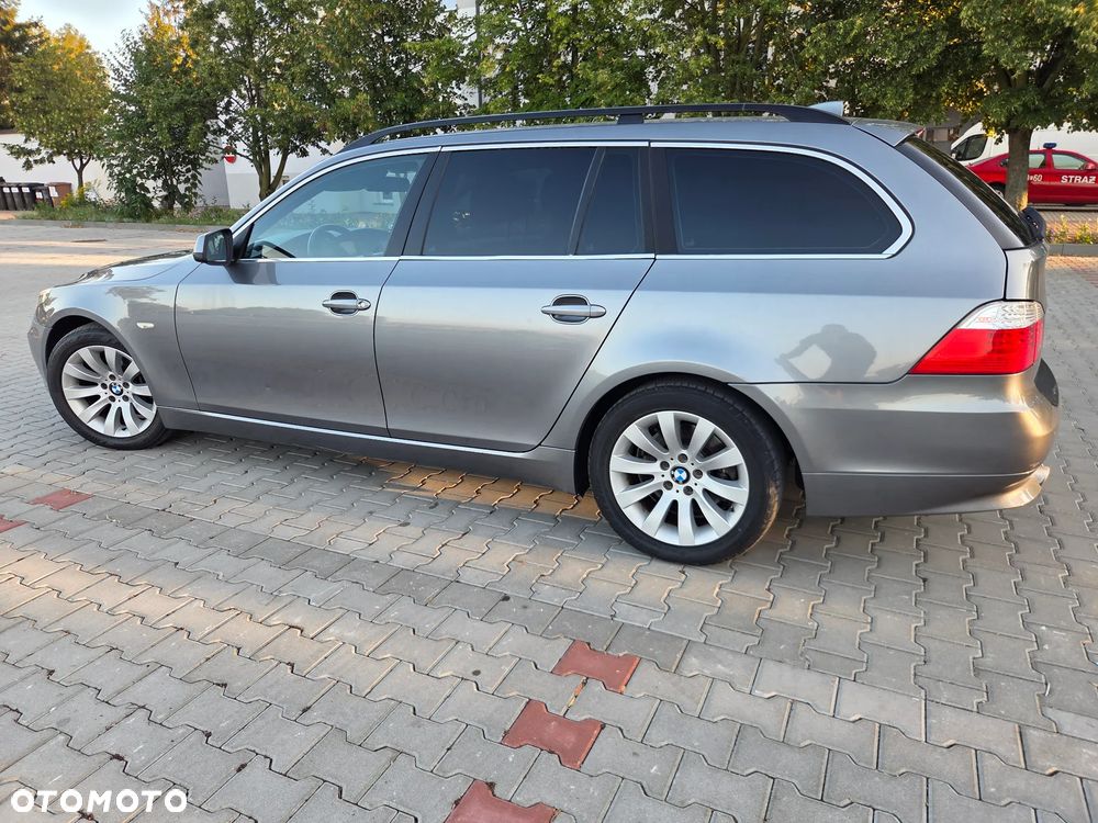 BMW Seria 5 520d Edition Lifestyle - 11