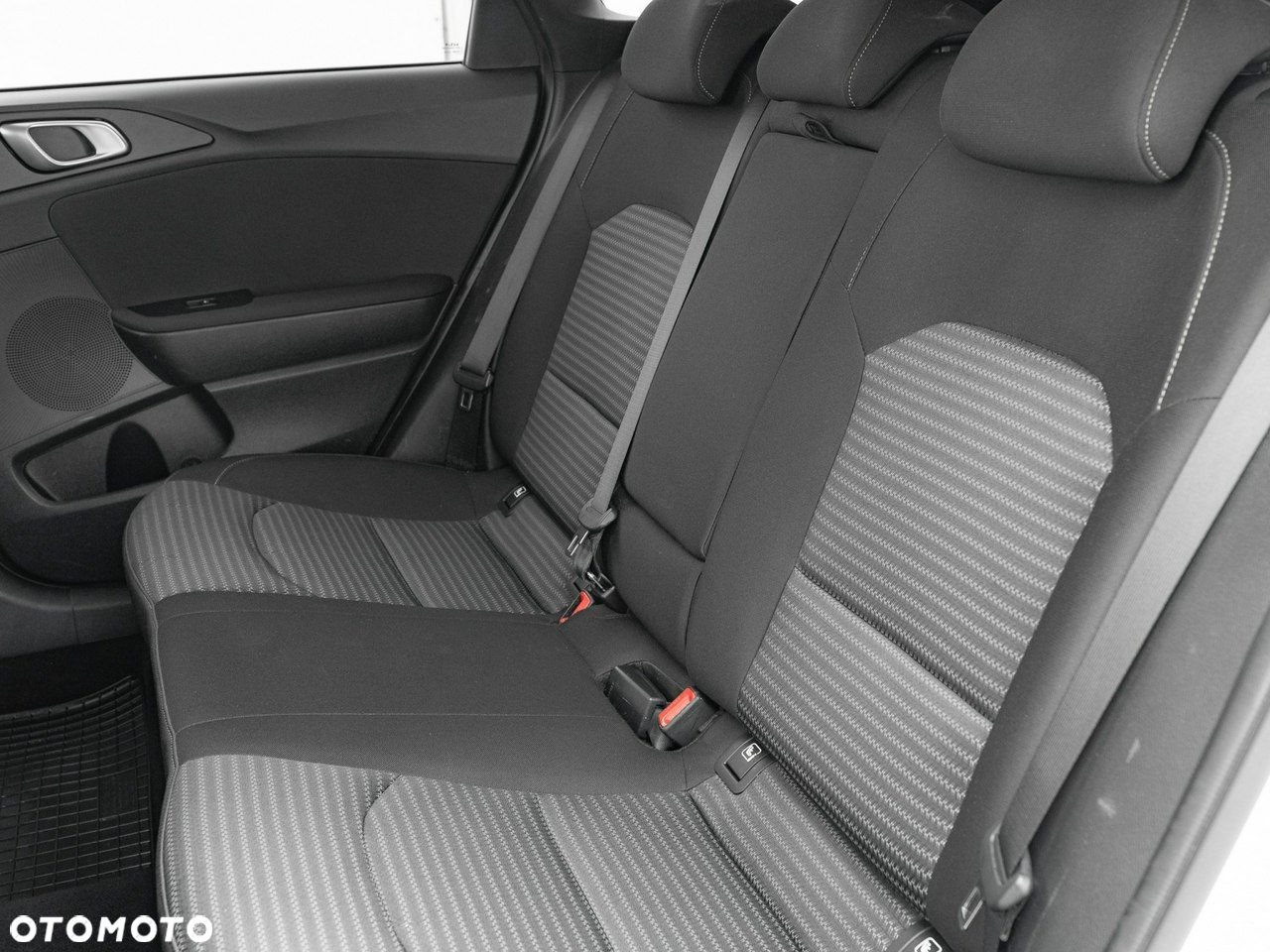 Kia Ceed 1.5 T-GDI M DCT - 28
