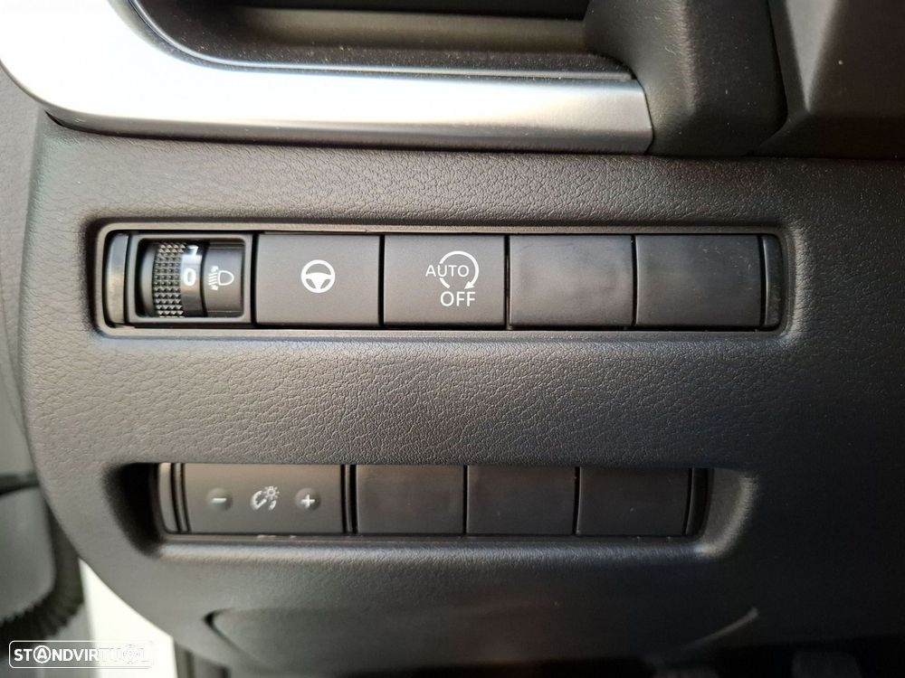 Nissan Qashqai 1.3 DIG-T Acenta Xtronic - 16