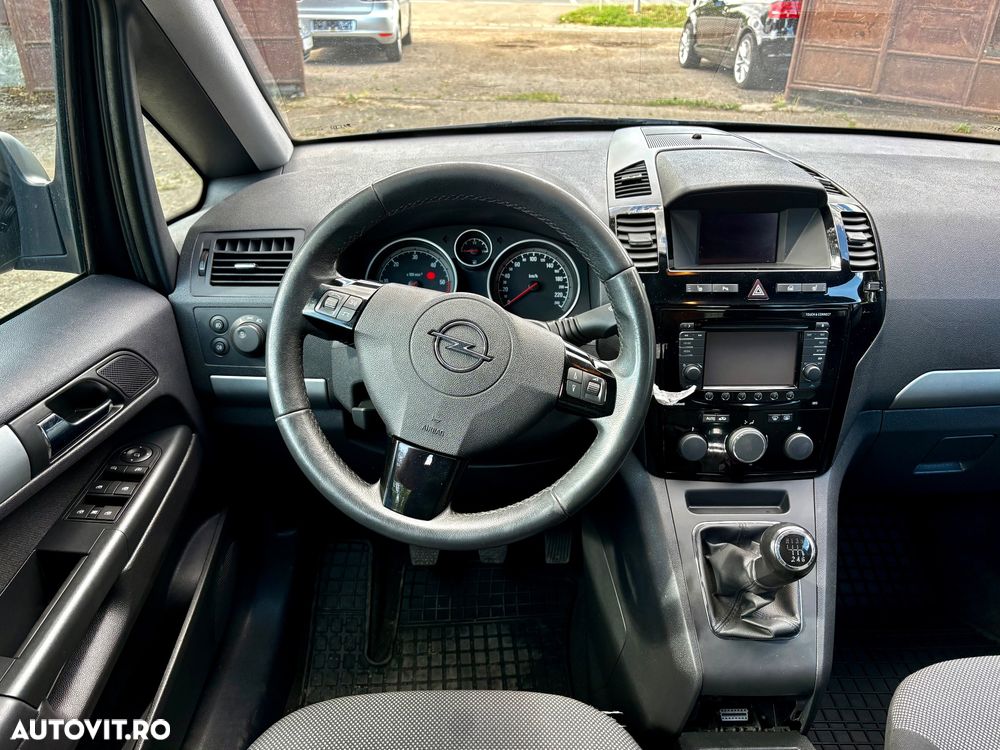 Opel Zafira 1.7 CDTI Essentia - 5