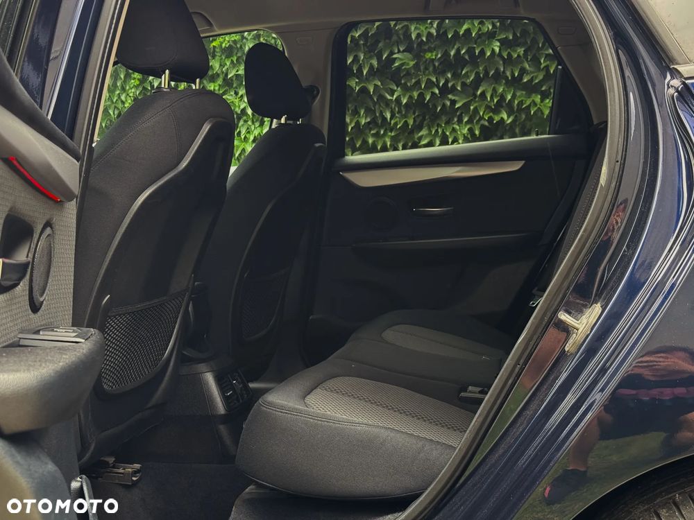BMW Seria 2 218d Sport-Aut Luxury Line - 17