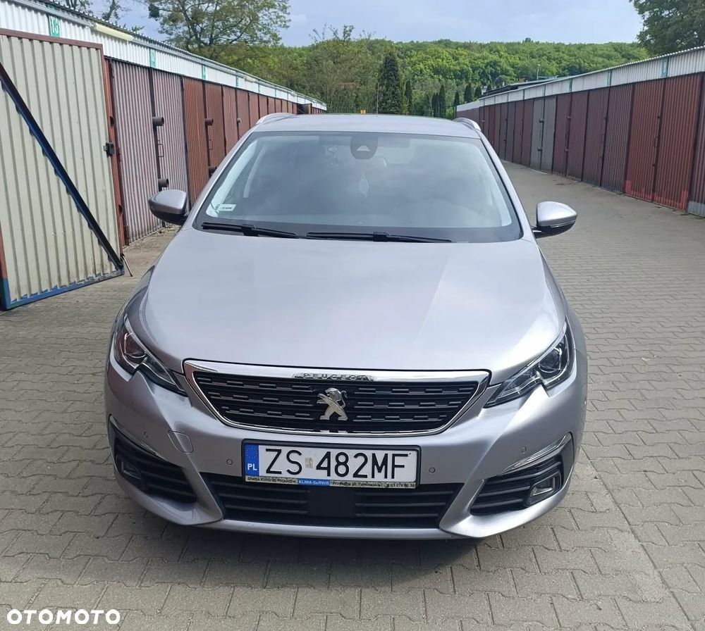 Peugeot 308 1.2 PureTech GPF Active Pack Business S&S EAT8 - 11