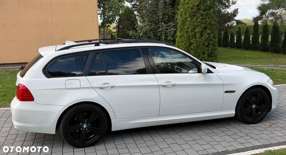 BMW Seria 3 318d - 15