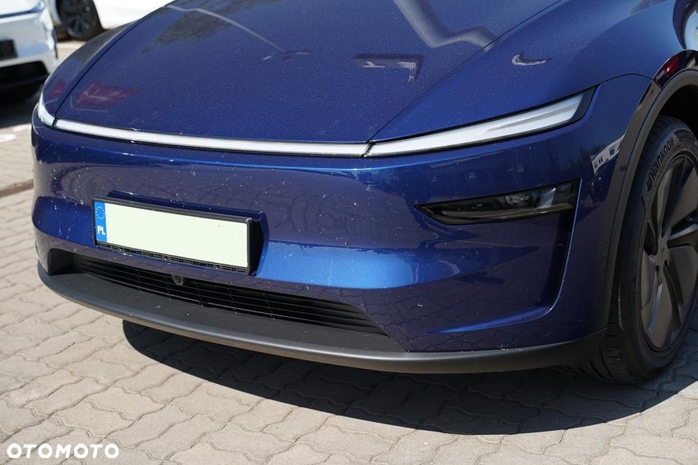Tesla Y 83.1kWh Long Range RWD - 23