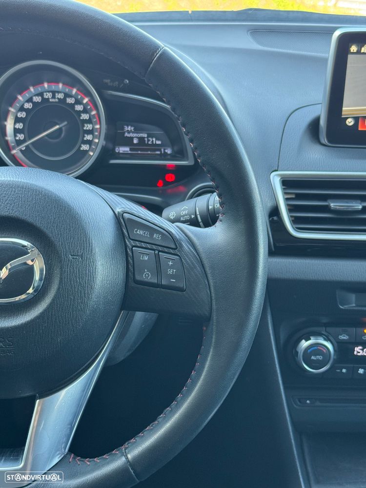 Mazda 3 Hatchback 1.5 Sky-G Evolve Navi - 15