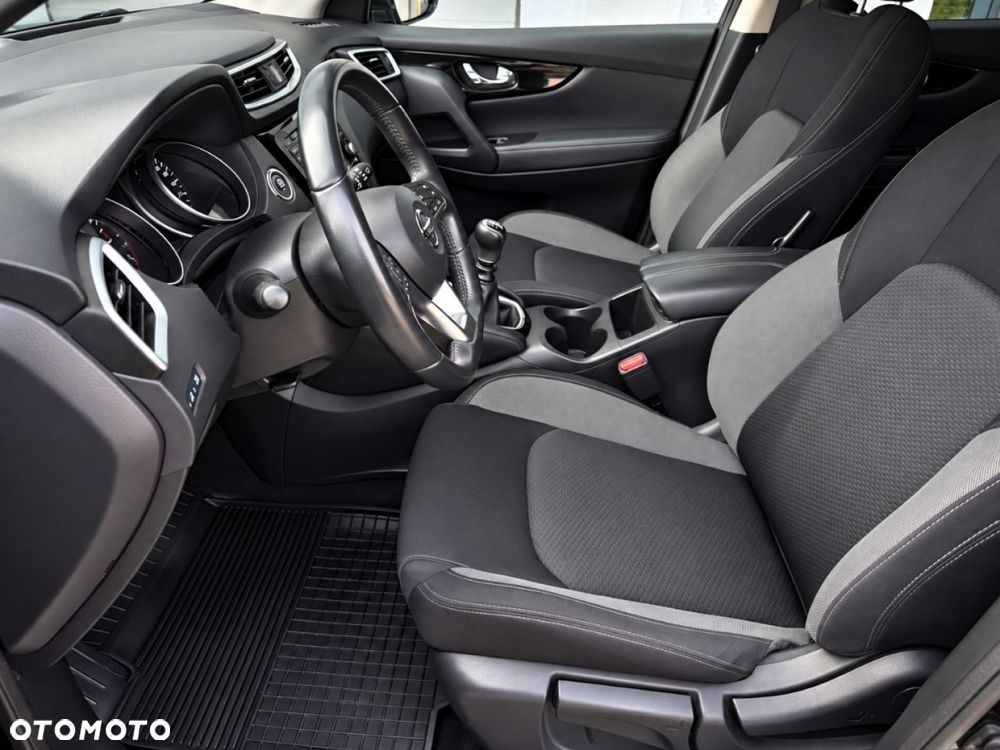 Nissan Qashqai 1.3 DIG-T N-Connecta - 16