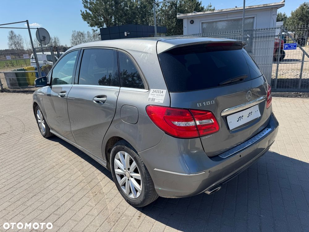 Mercedes-Benz Klasa B 180 CDI (BlueEFFICIENCY) 7G-DCT - 2
