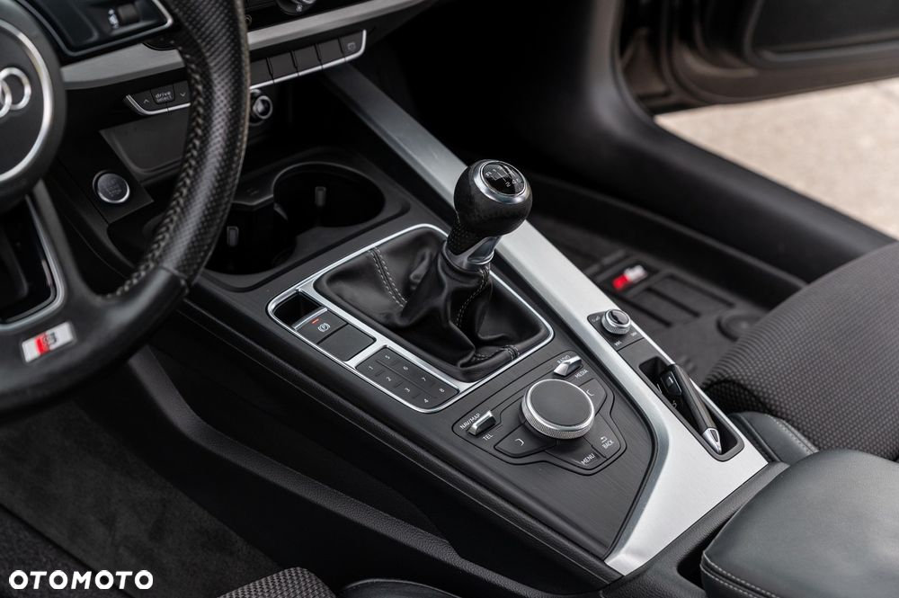 Audi A4 Avant 2.0 TDI ultra sport - 23