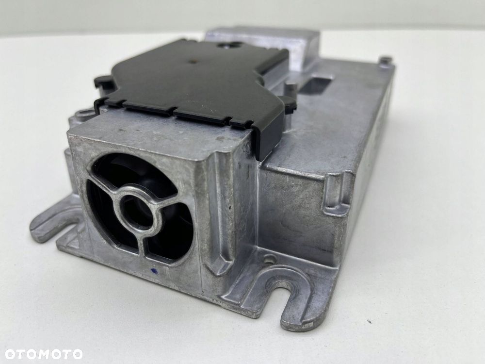 BMW G20 G30 G21 WZMACNIACZ RADIA 5A923E3 - 3