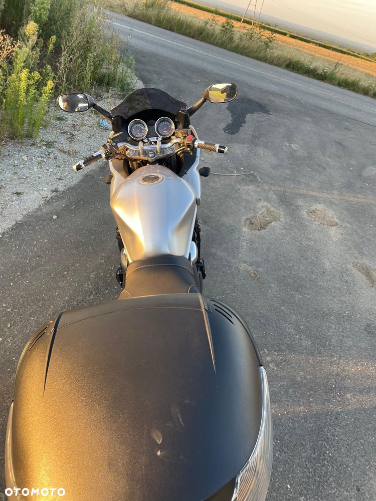 Suzuki GSX - 8