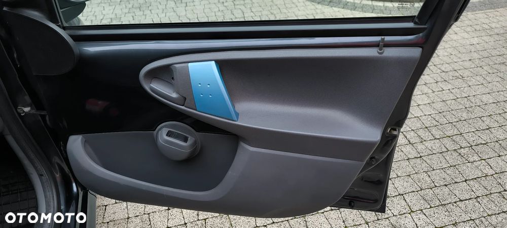 Peugeot 107 1.0 Urban Move - 7