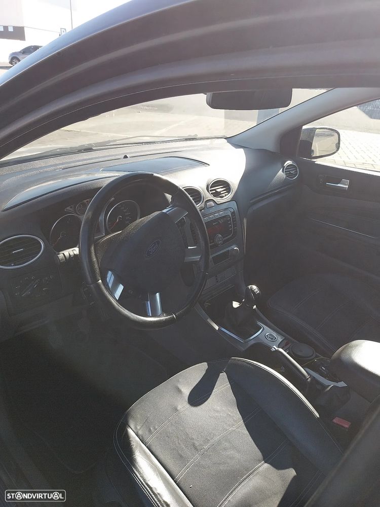 Ford Focus SW 1.6 TDCi Titanium - 4