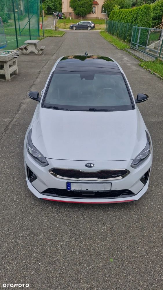 Kia ProCeed - 16