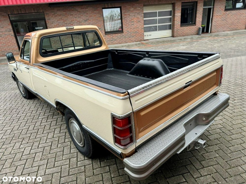 Dodge RAM - 4