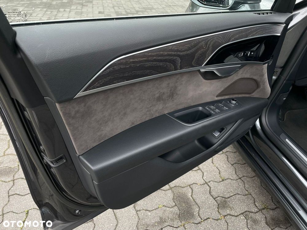 Audi A8 - 19