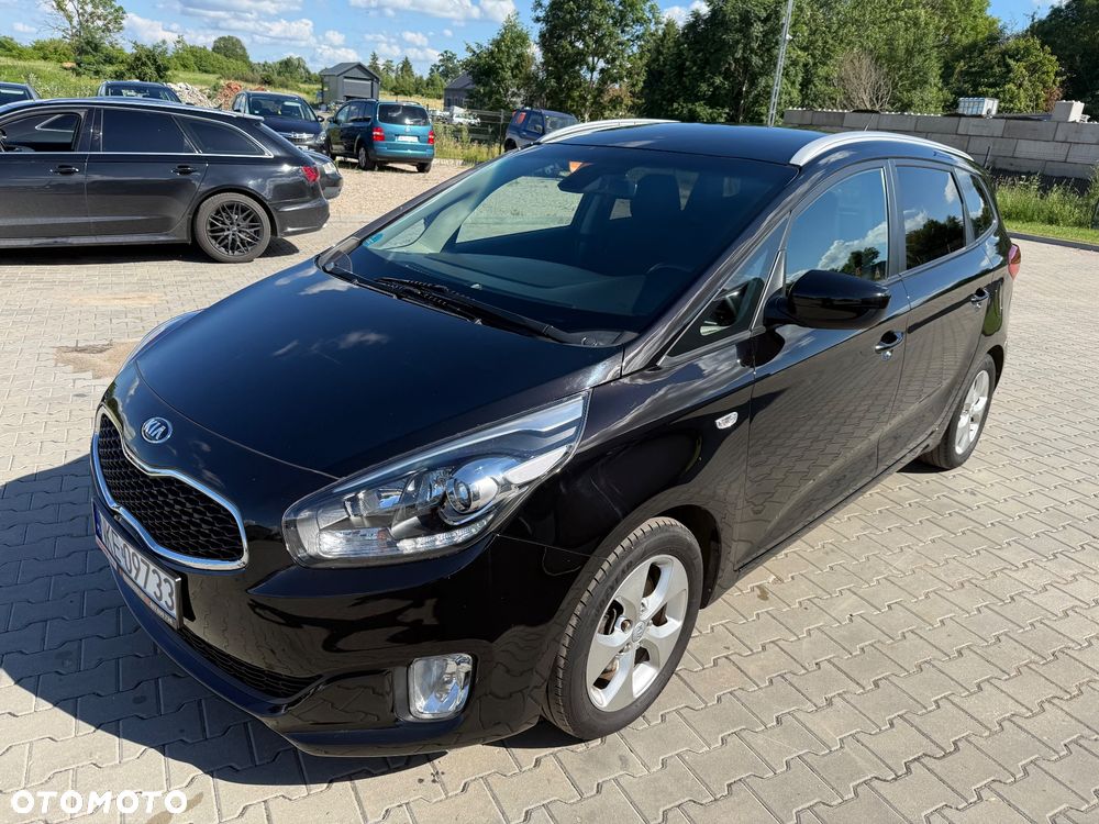 Kia Carens 1.7 CRDi 115 Dream-Team Edition - 4