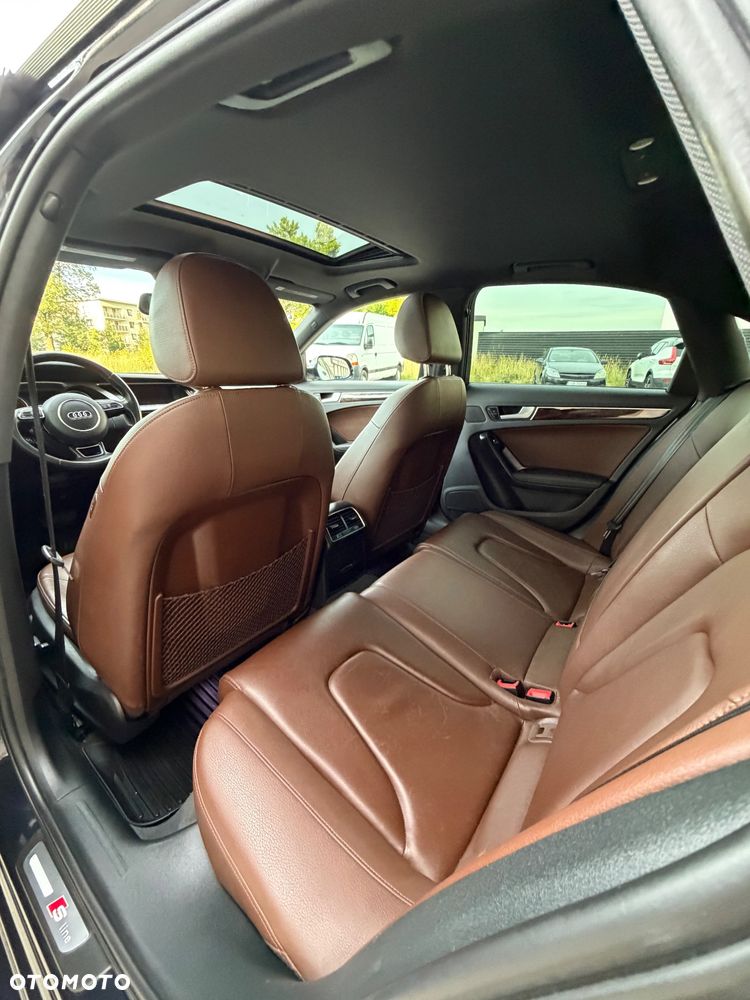 Audi A4 Limousine - 10