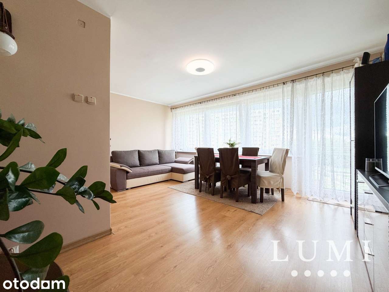 Przestronne 3 pokoje | pełen rozkład | Os. 650-lecia