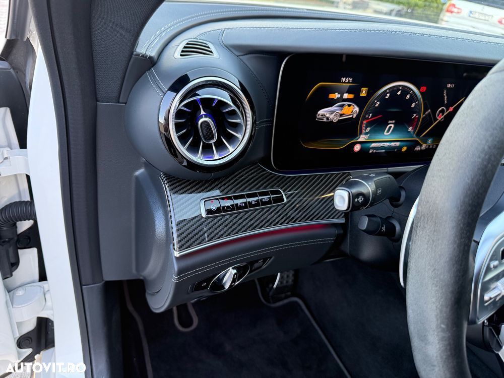 Mercedes-Benz AMG GT - 13